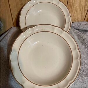Elegant Cream Cordella Bowls (2)